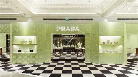 prada return to store.